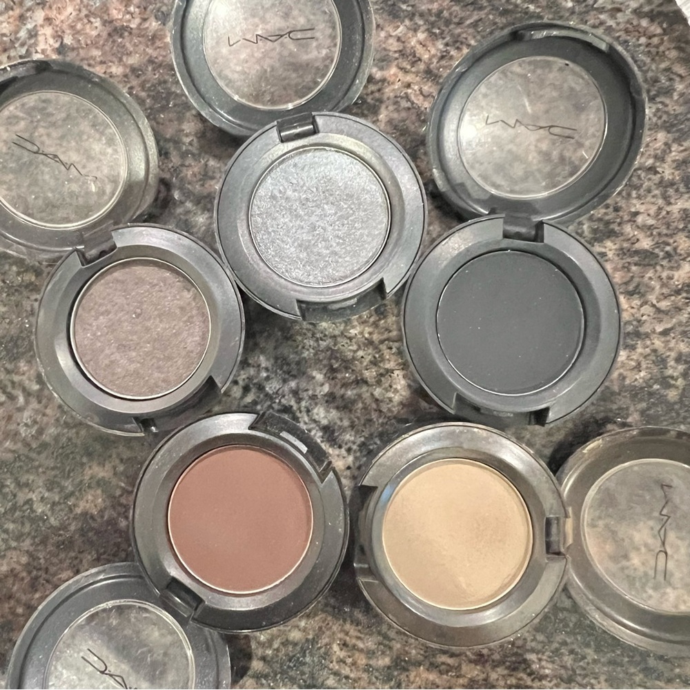 MAC perfect smokey eye individual eye shadows set of 5